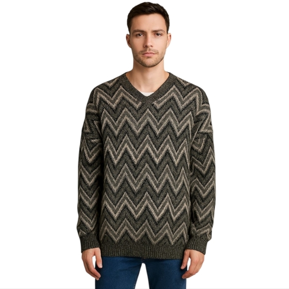 Vintage 80's Puritan Black‎ and Gray Zig Zag Print Sweater